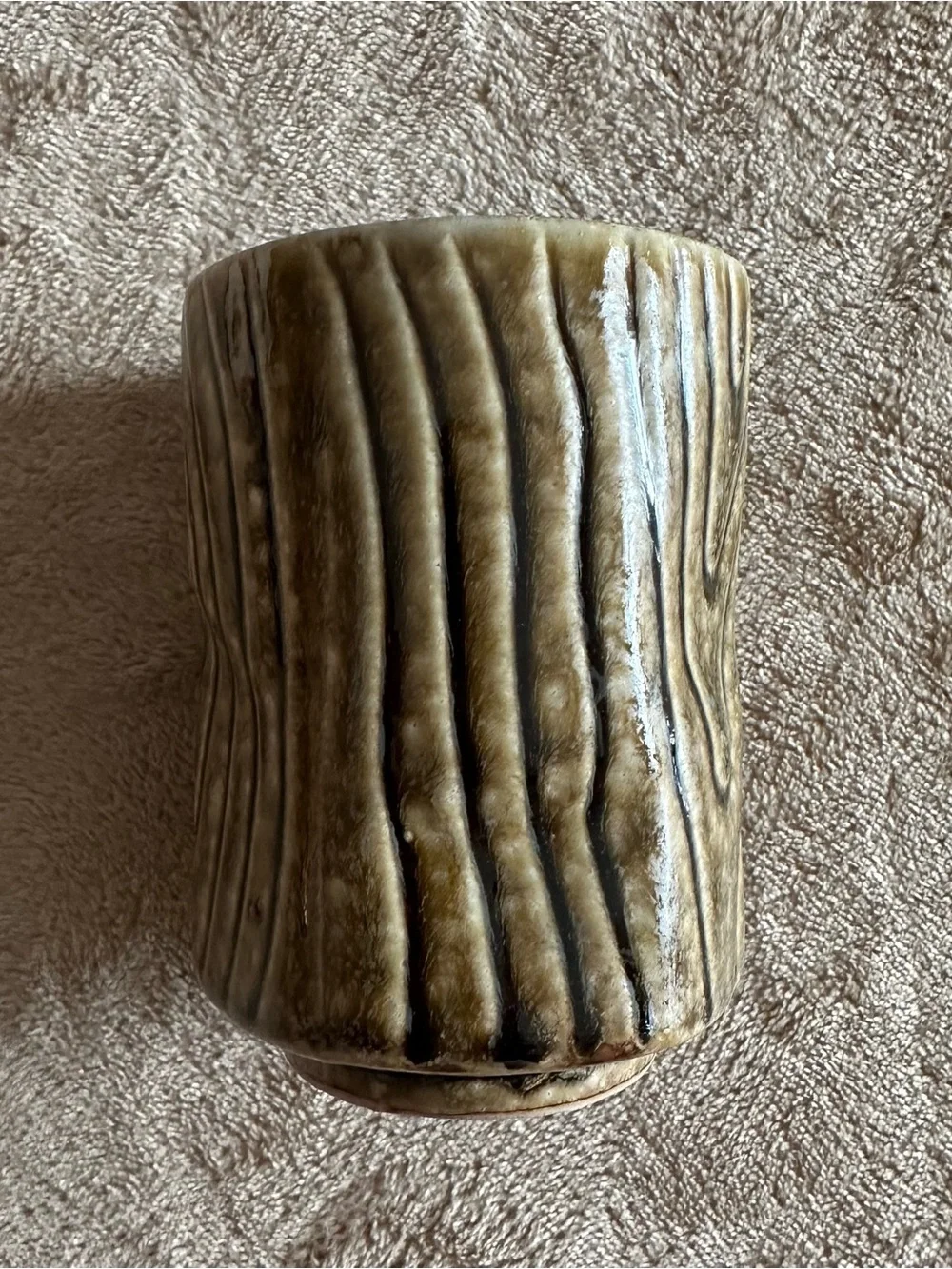 Studio Pottery Ceramic Cup Wood Grain Brown Green Glaze Cabin Mountains